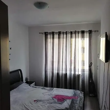 Apartament 2 Lägenhet *