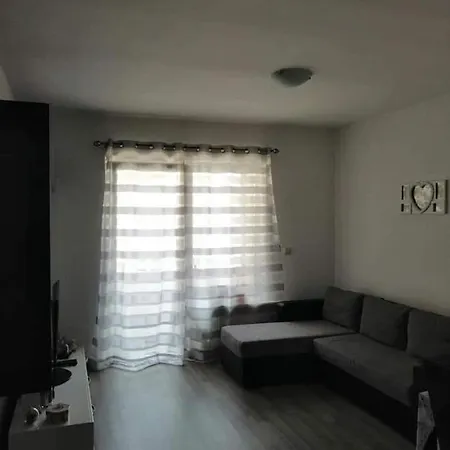 Apartament 2 Lägenhet